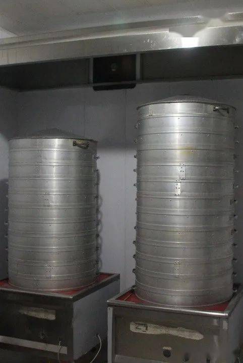 走進準格爾旗張柱饅頭切面館 礦物加工區(qū)的五好小作坊示范店